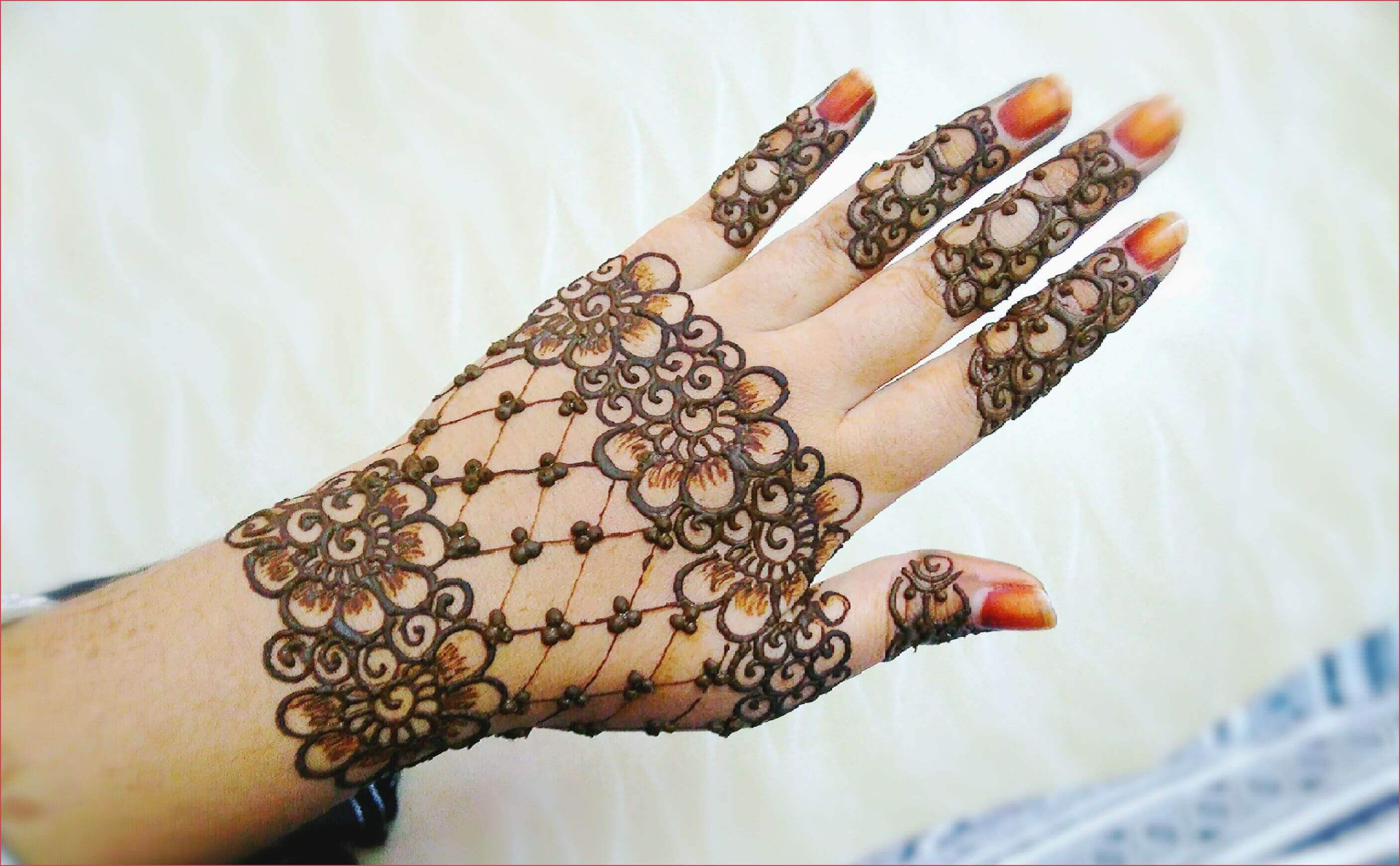 2. Beautiful Henna Tattoos for the Back - wide 1